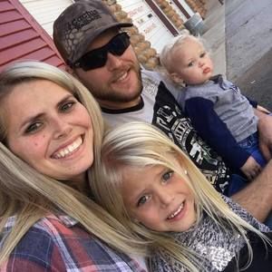 Meet your Posher, Desiree